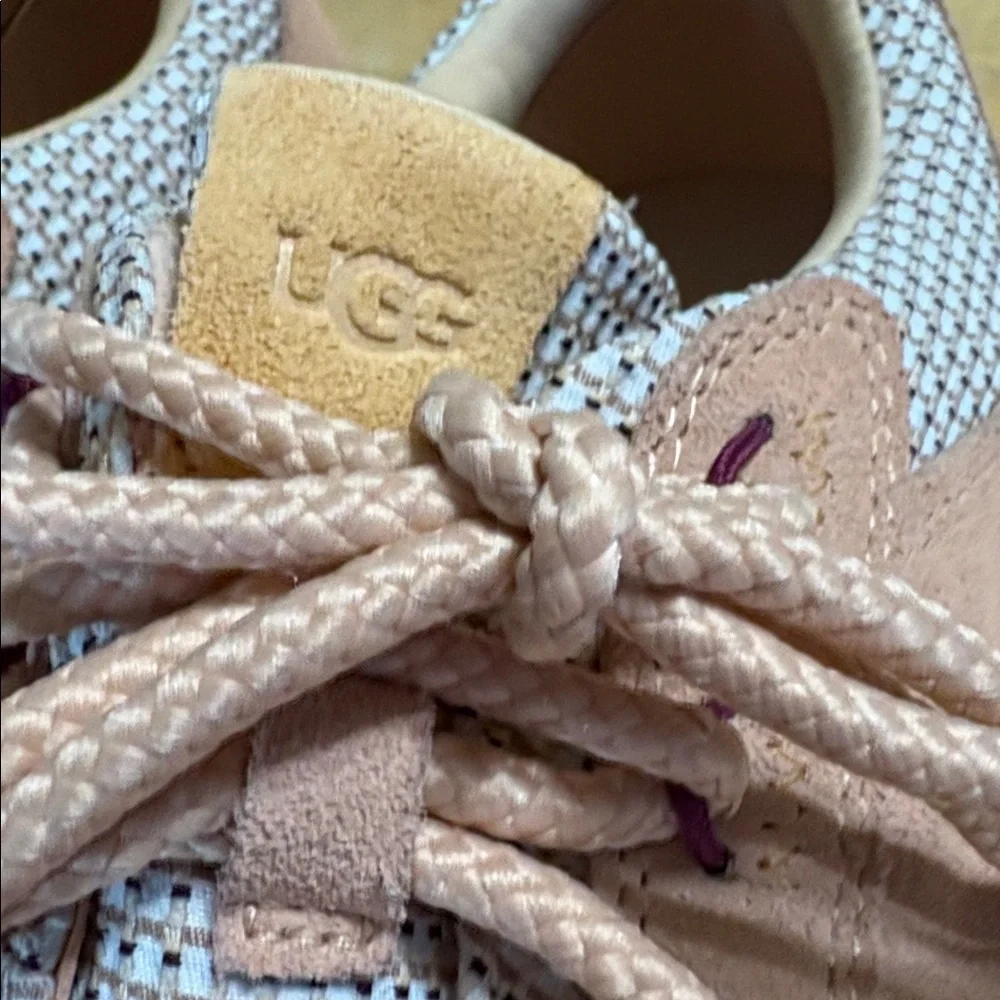 Ugg Marin Mega Lace Platform